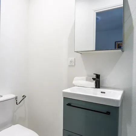 Bright & Functional - 18th Arrondissement * Parijs